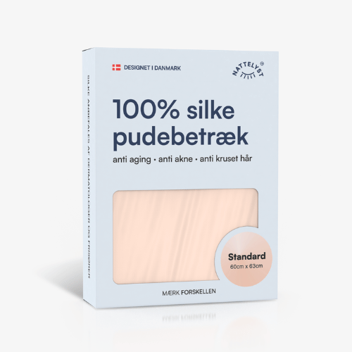 Förpackning för 100% silkesörngott, standard 60×63 cm, ljusrosa kuddfodral synligt genom plastfönster