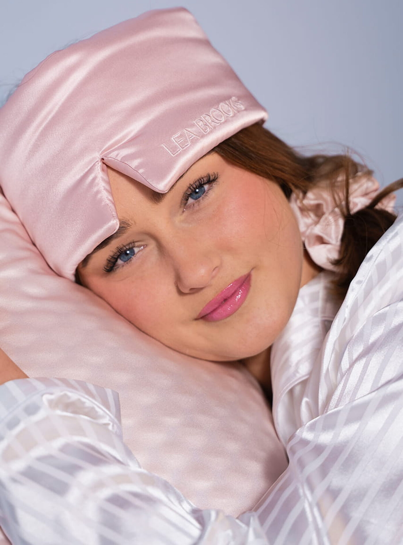 Lea Brooks Sovmask i mullbärssilke
